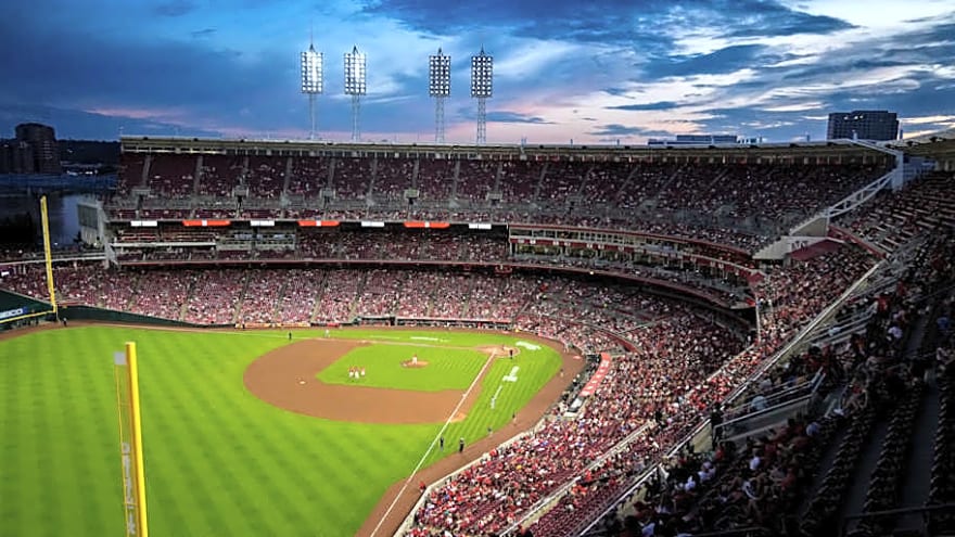 Rain delay: Twins-Reds game paused in sixth inning after starting late