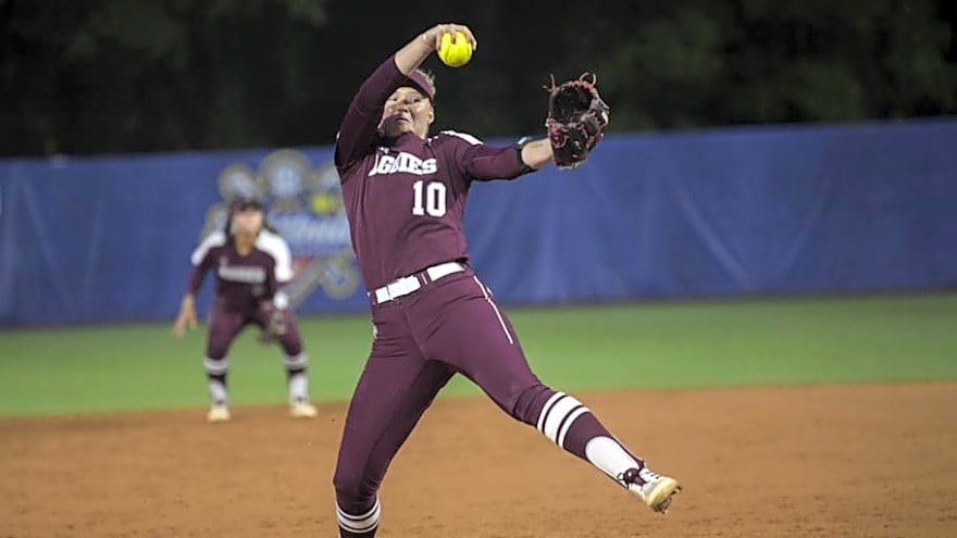 Texas A&M Softball Gears Up for Road Trip in Clearwater Invitational