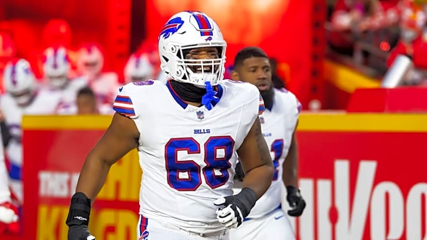 Bills open backup&#39;s activation window after RT Spencer Brown injures shoulder