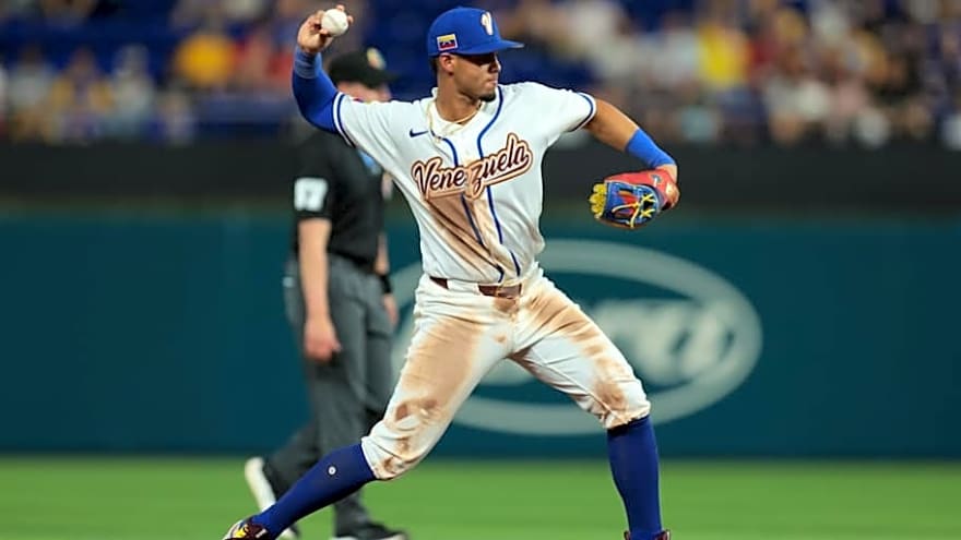 Rockies Ezequiel Tovar Shines in World Baseball Classic as Venezuela Eliminates Japan