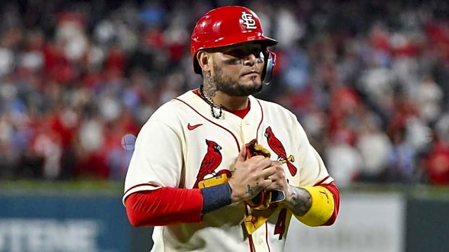 Yadier Molina’s Expected Arrival Revealed for Cardinals This Spring