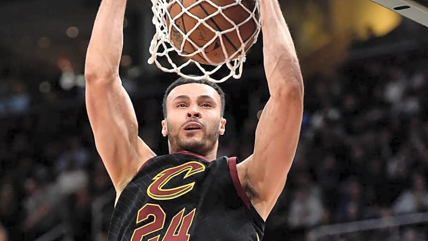 Pacers sign Larry Nance Jr. to one-year deal
