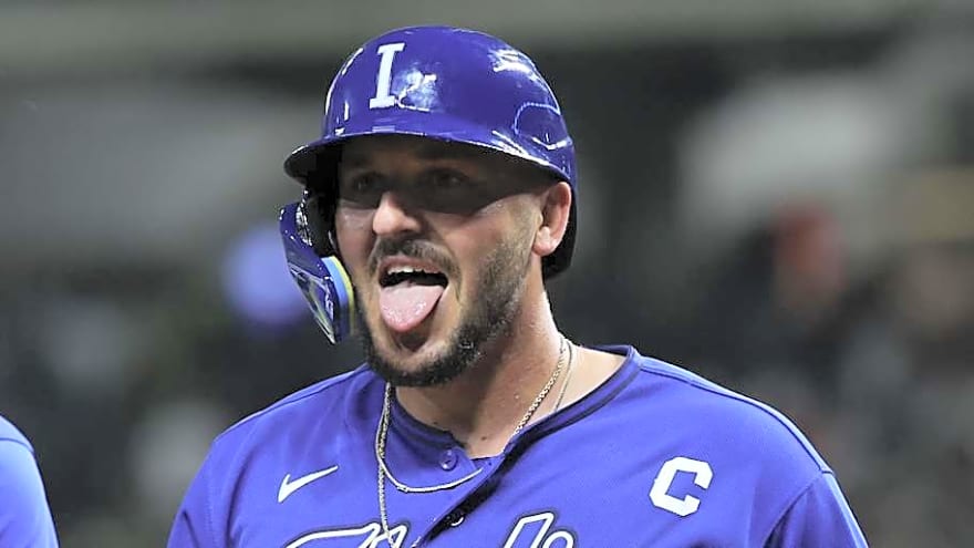 Royals' Vinnie Pasquantino Makes WBC History With 3-Home Run Game Vs. Mexico