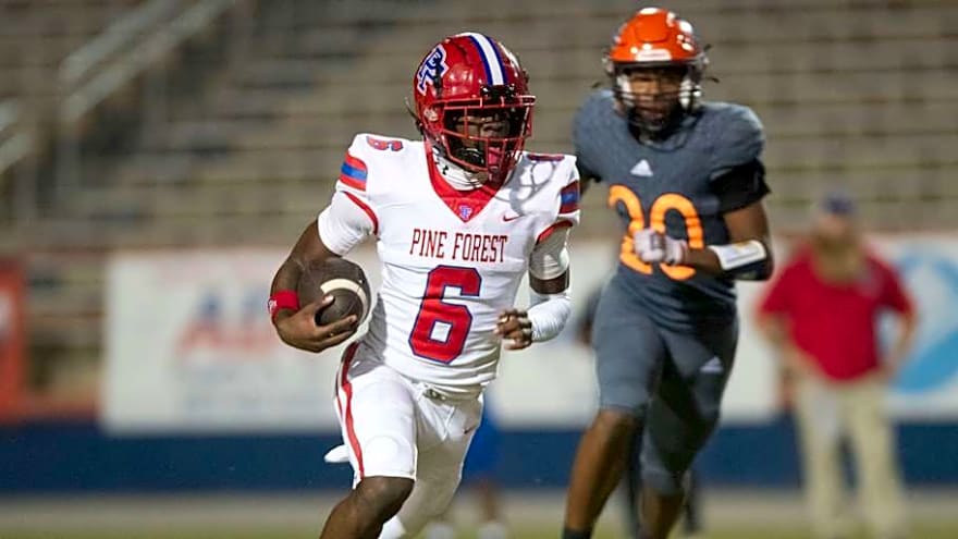 4-star 2026 wide receiver commits to the Wisconsin Badgers