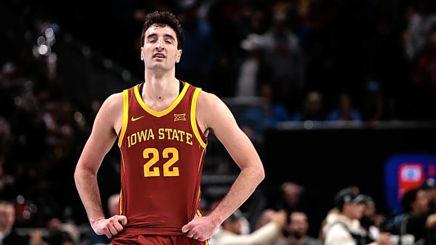 Mark Pope is making a move after a star player in the transfer portal