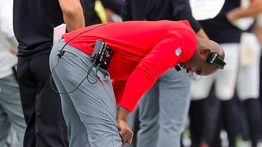 DeMeco Ryans Calls Texans' Penalty Issues Ridiculous–– And He's Right