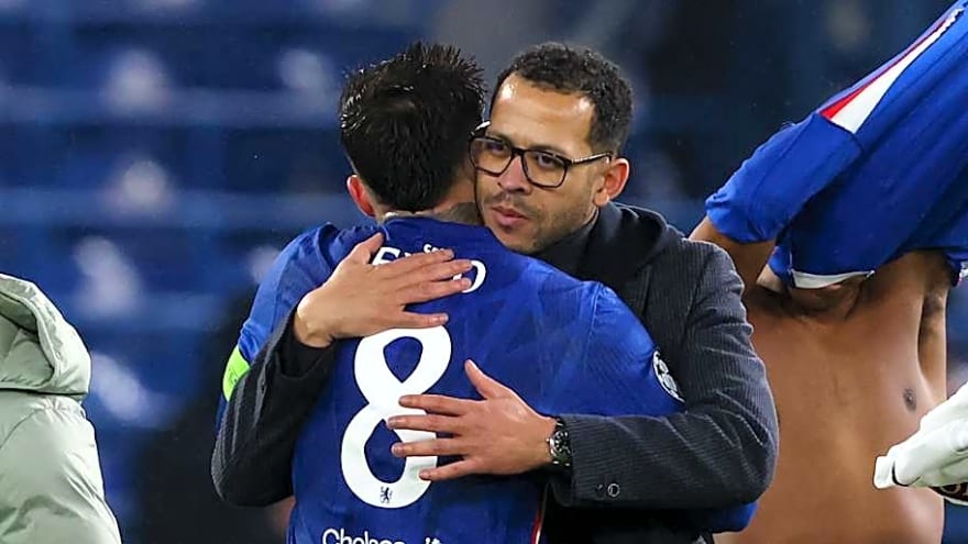 Liam Rosenior confirms Chelsea injury blow amid quadruple positive fitness updates