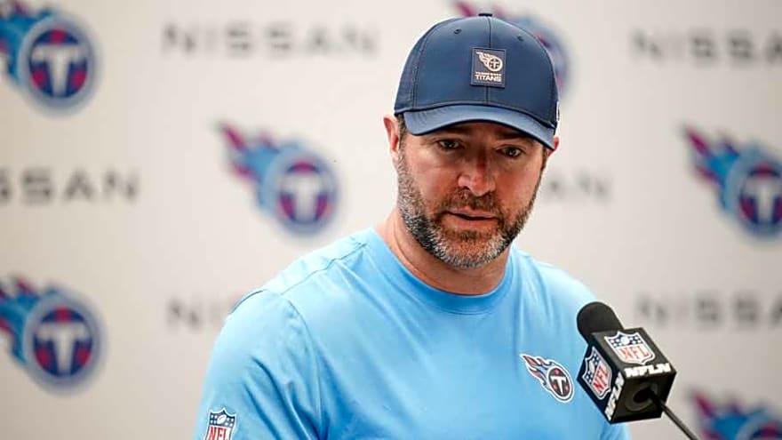 Giants Looking at Former NFL Head Coach for Quarterbacks Coach Role