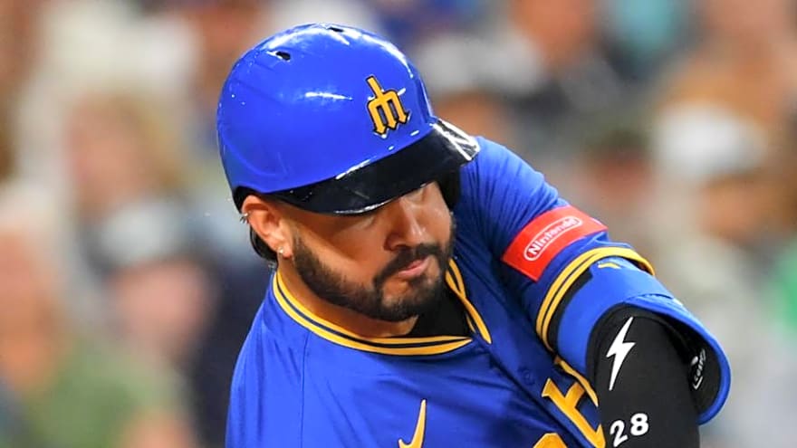 Seattle Mariners Third Baseman Joins Elite Group of Hitters With Latest Home Run
