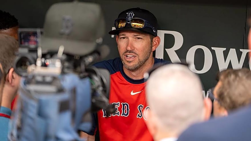 What Red Sox Are Expected to Do With Chad Tracy, Craig Breslow