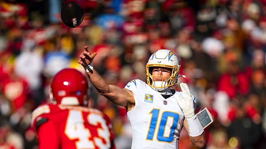 Chargers sweep Chiefs for the first time in over a decade