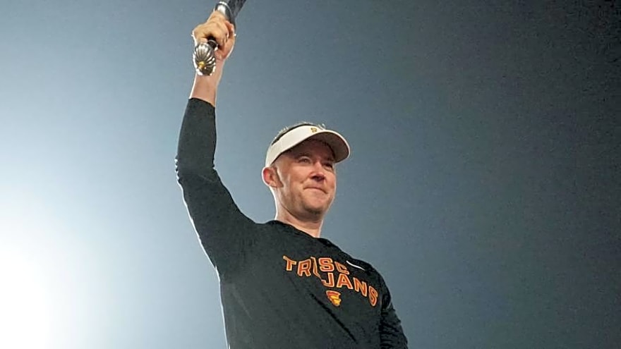 What USC&#39;s Large Number of Early Enrollees Means About Trojans Future