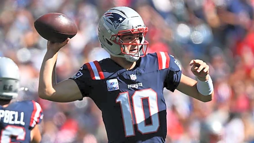 Patriots Offense Shines in Dominant Win Over Panthers
