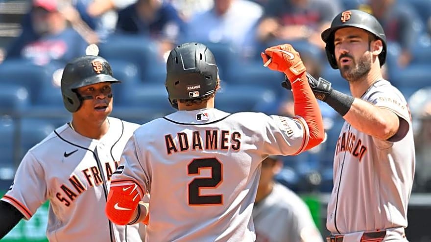 Giants Make Surprising Change Atop Lineup Against Red Sox