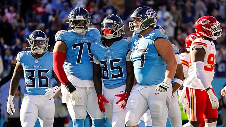 Titans Can Spoil Jaguars Playoff Goal