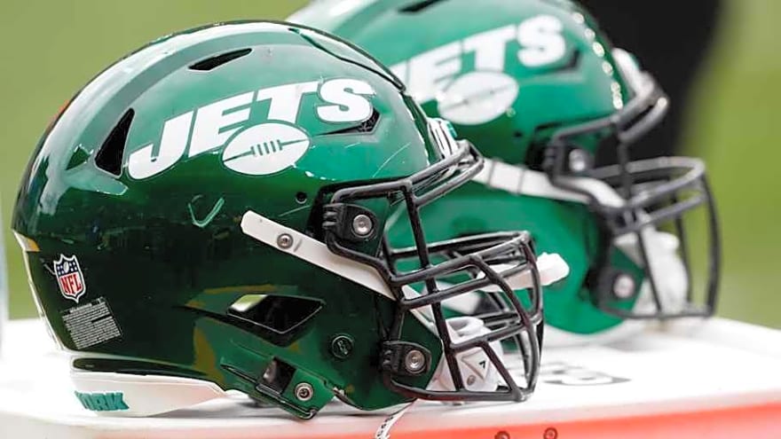 Jets Officially Sign 26-Year-Old RB For Season Finale