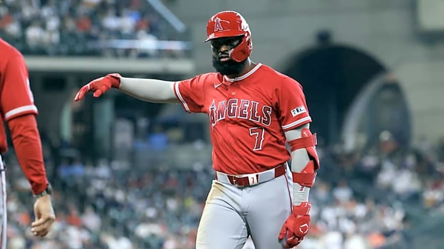 MLB World Stunned by Jo Adell’s Wild HR Robbery of Cal Raleigh