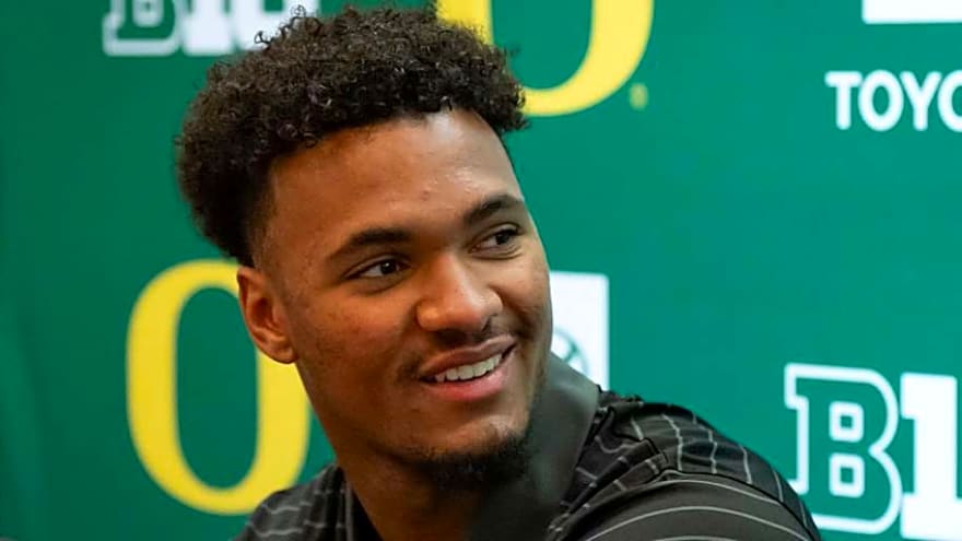 Oregon Tight End Kenyon Sadiq Came Back From Injury And Delivered Wild Plays