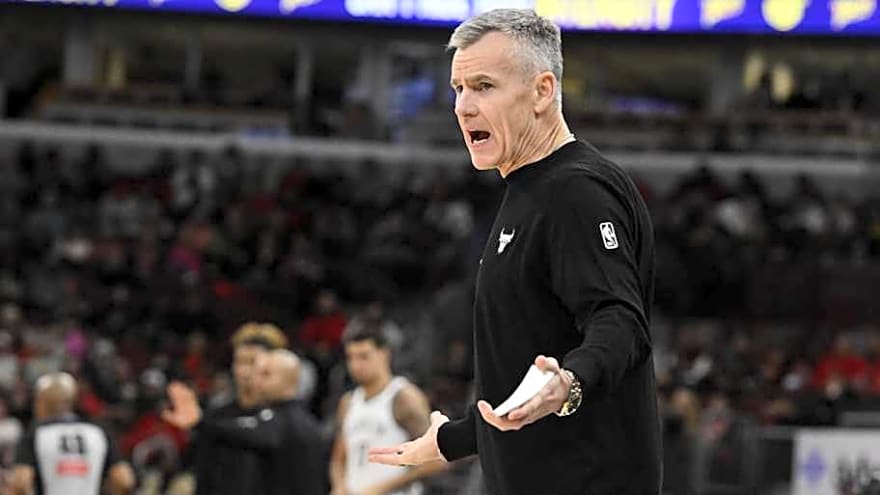 Chicago Bulls Off Day: Time to Embrace the Tank? Offensive Spiral, New City Jerseys