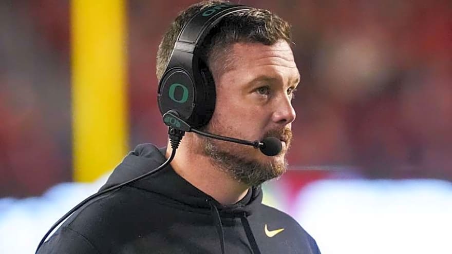 Oregon Ducks Schedule Official Visit With Four-Star Linebacker Recruit