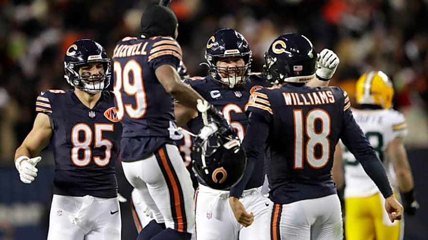 Bears put themselves in a GREAT spot for the playoffs with win over Green Bay