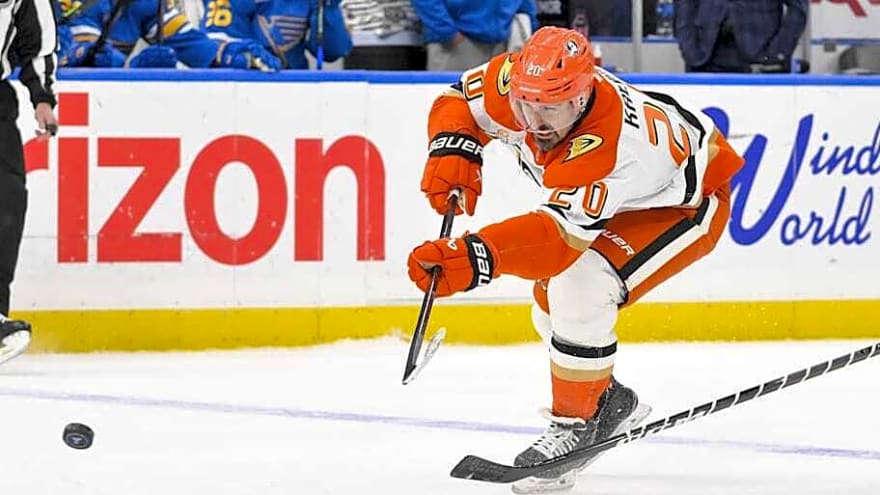 Ducks' Chris Kreider Thanks Rangers Fans in Emotional Message