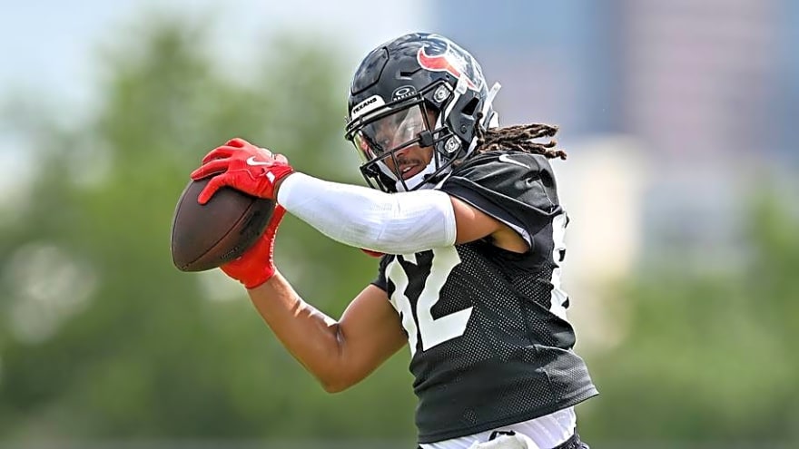 Texans' Training Camp Depth Chart: Who's Starting & Who's on the Bubble