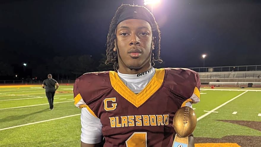 Huskies Usually Don't Make Symbolic Offers, But Made An Exception
