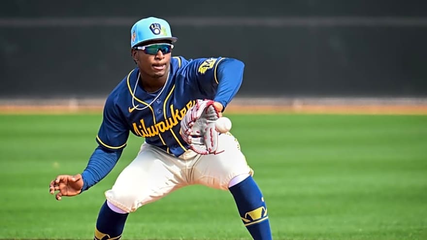 Brewers Prospect Luis Peña Hospitalized After Scary Medical Emergency
