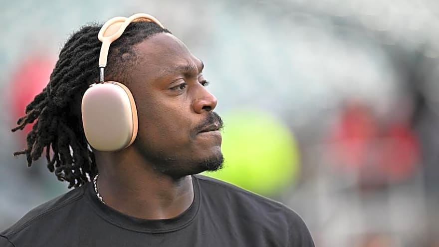 Bills’ Super Bowl Odds Still Strong Despite Patriots' A.J. Brown Heist