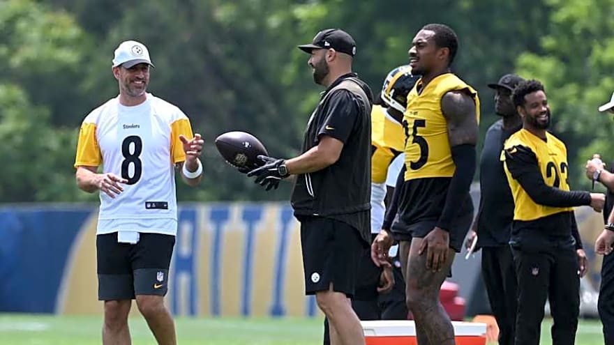 Aaron Rodgers Reveals Why He&#39;s Still Playing After Jets Exit