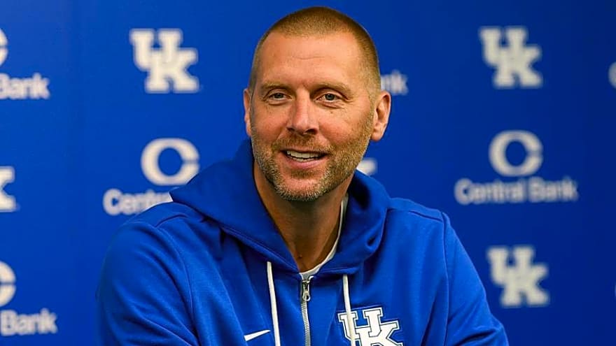 Mark Pope will have a five-star center in Lexington this weekend for a visit