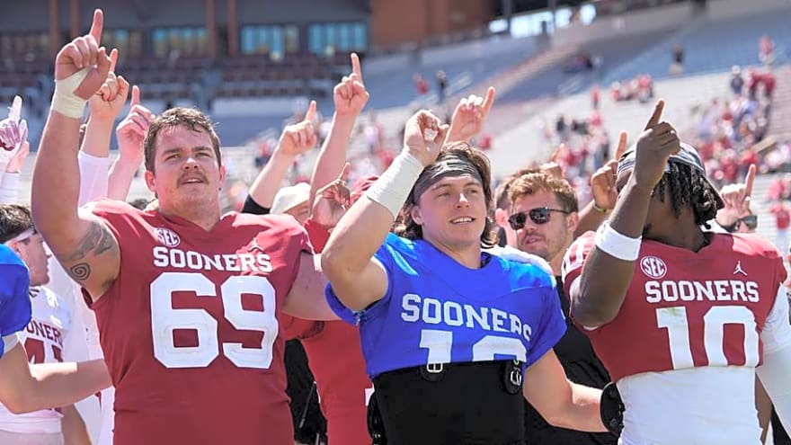 Oklahoma’s Eight Other Captains Believe in John Mateer, But Belief Isn't Enough