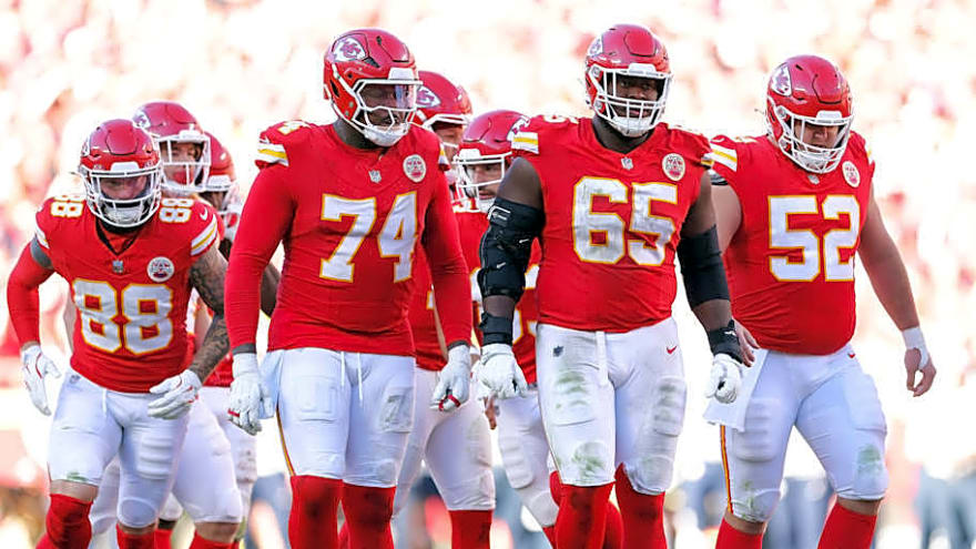 Jawaan Taylor’s days with Chiefs may be numbered after latest extension