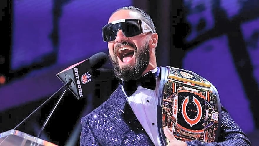 Seth Rollins gives hype speech that every Bears fan needs to hear