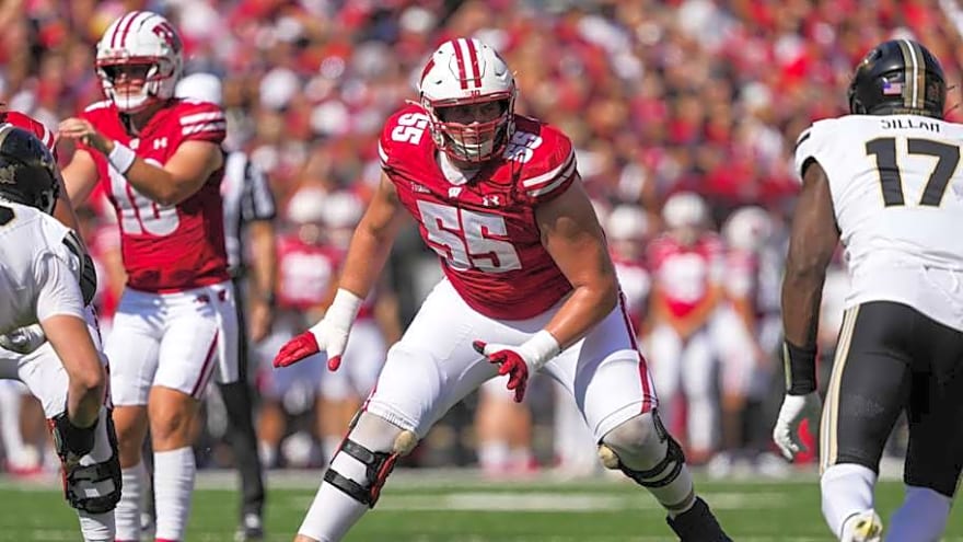 Wisconsin Football Play-Caller Sees 'Improvement' From Offensive Line