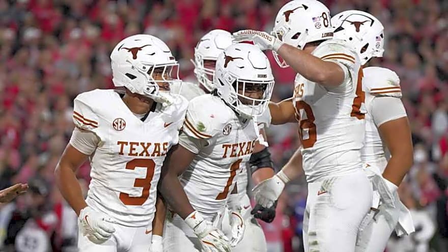 Texas Longhorns Schedule Visit With Vanderbilt WR Commit