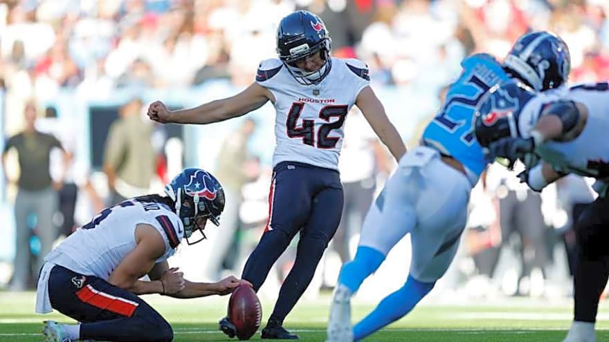 Texans survive against Titans to prove that an ugly win is still a win