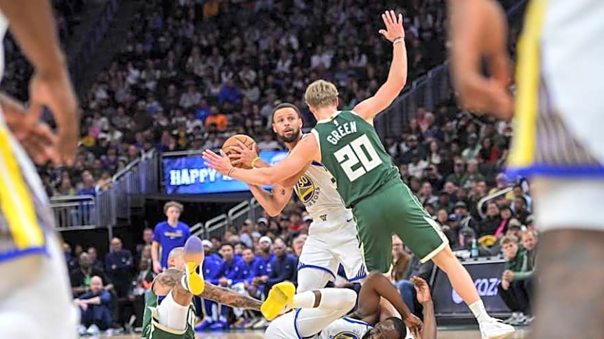 Steve Kerr Calls Out Warriors’ &#39;Fatigue&#39; In Loss To Bucks