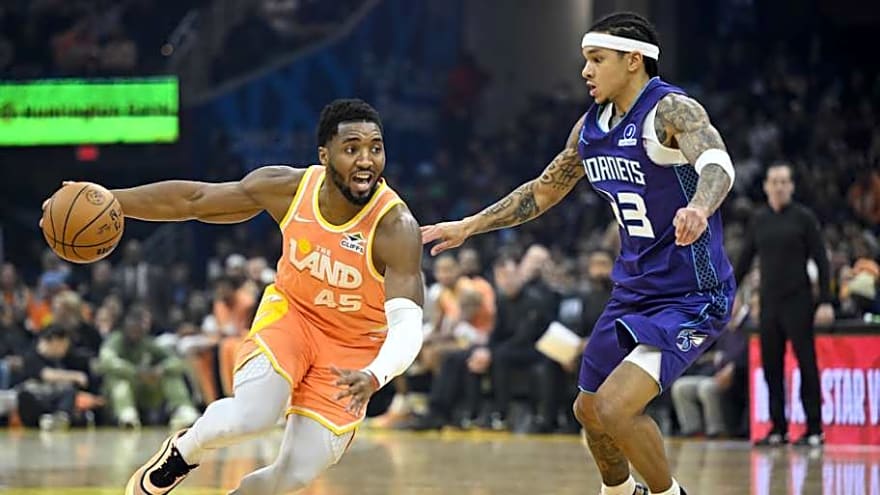 Cleveland Cavaliers Searching for Answers Against the Charlotte Hornets