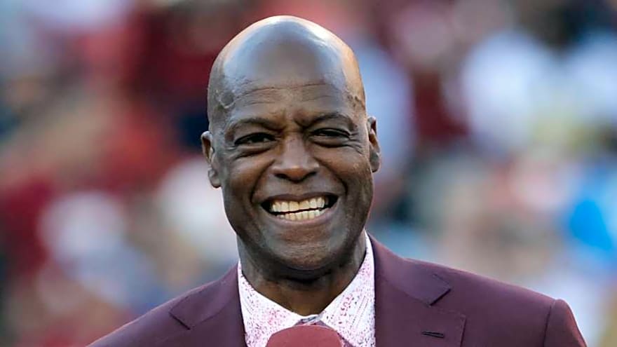 Commanders' 66-Year-Old Legend Trying to Join Team USA's Flag Football Team