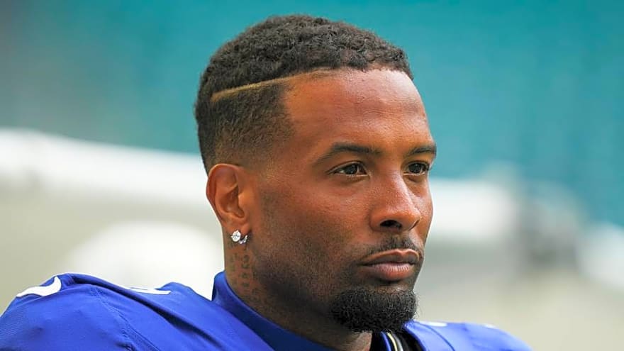 Giants Have Tough Roster Decisions to Make Before Cutdown Day