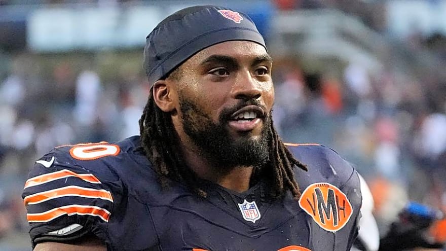 Braxton Jones' Stuggles Leave Bears with Few Options and Time Nearly Up