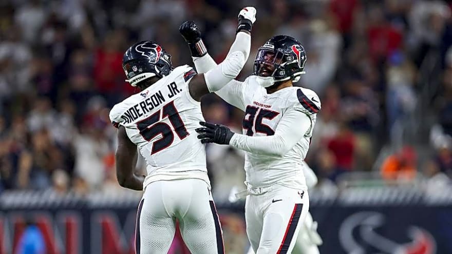 Derek Barnett's New Deal Proves Texans Got a Steal on Jadeveon Clowney
