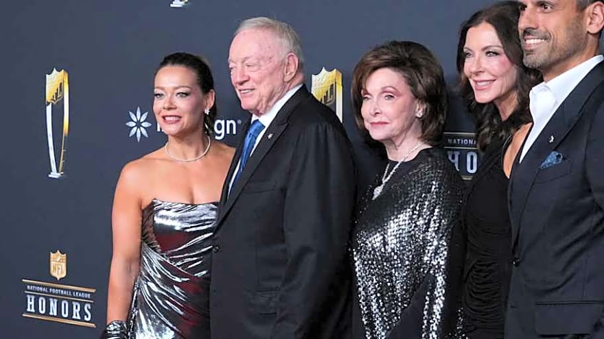 Jerry Jones Gives Optimistic Reason Cowboys Can End Super Bowl Drought