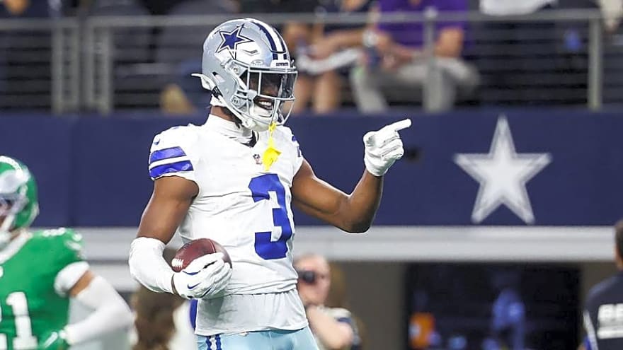 Dallas Cowboys' 2026-27 NFL Schedule Includes 2 ManningCast Appearances