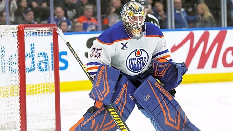 Oilers Place Tristan Jarry on IR, Add Goalie