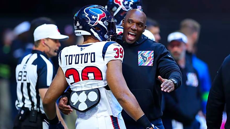 Texans defender offers huge praise for DeMeco Ryans: &#39;Somebody that you’ll go out and die for&#39;