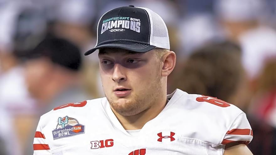Why This 330-Pound Undrafted Powerhouse Faces an 'Impossible' Climb to the Giants' Roster
