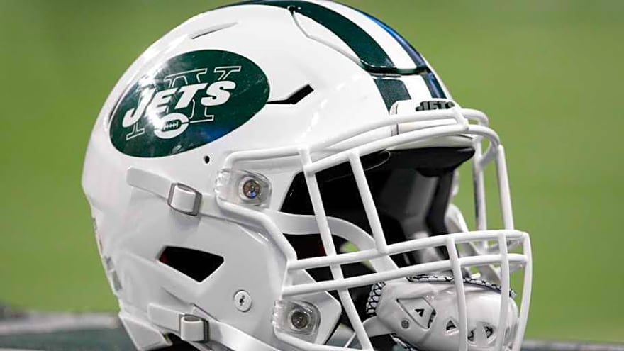 ‘Small-School Linebacker’ Poised For Jets Roster Spot: ‘Big-Time Performer’